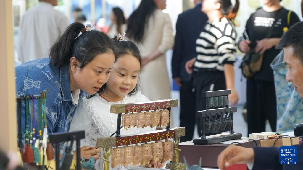 210個非遺項(xiàng)目傳遞“錦繡長江”神韻